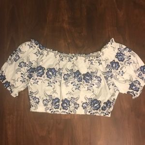 NWT Tatyana Festival Off-the-Shoulder Crop Top